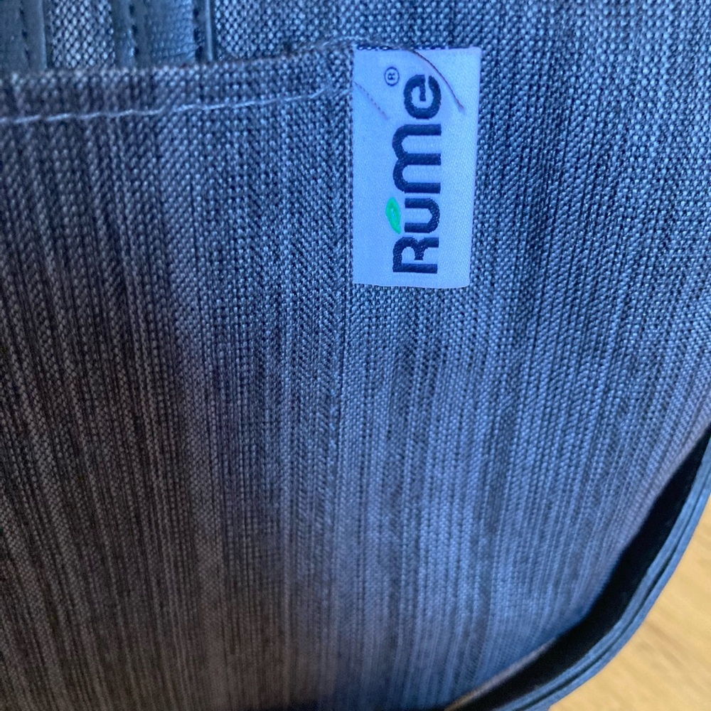 Rume Gray Tote Bag - Picture 5 of 6